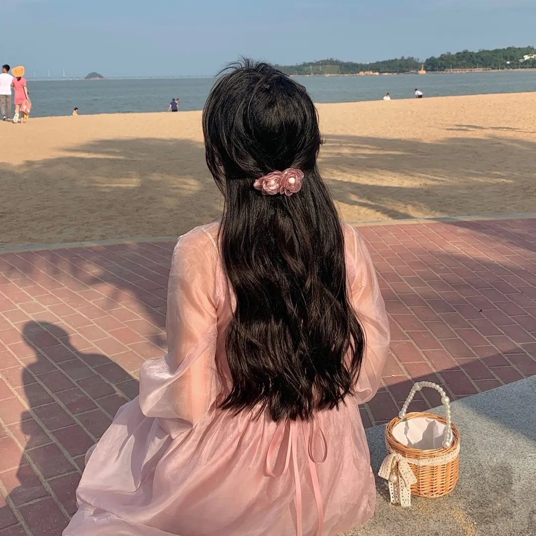 松树街的那幢房子